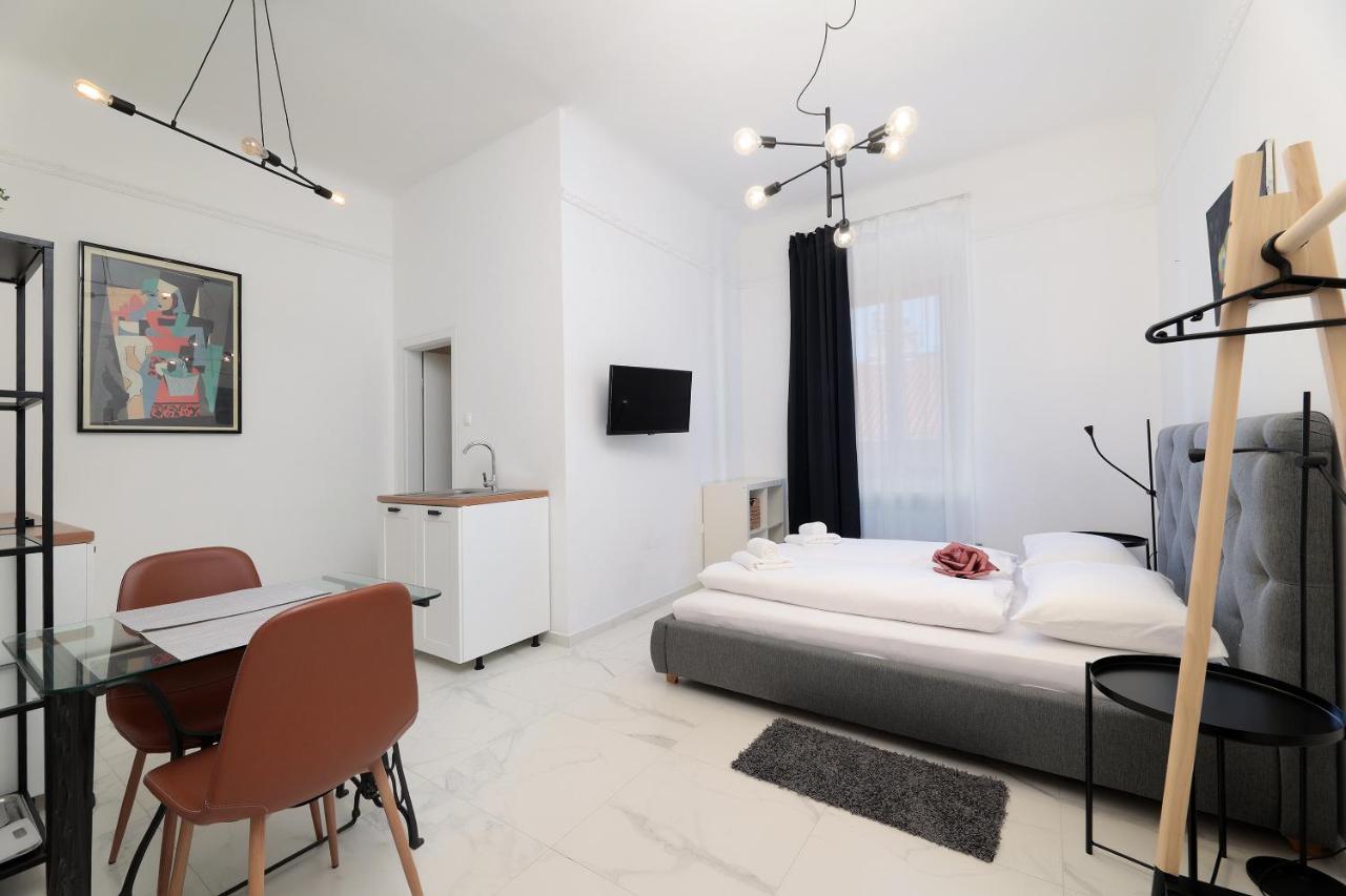 Apartments Luan Рієка Екстер'єр фото